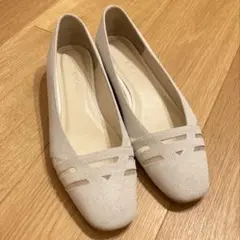 REGAL ホワイト（シルバー） パンプス　23