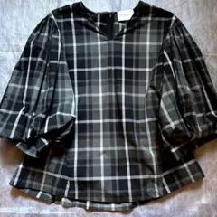 UNITED ARROWS グレー系チェック Vネック 7分袖シャツ