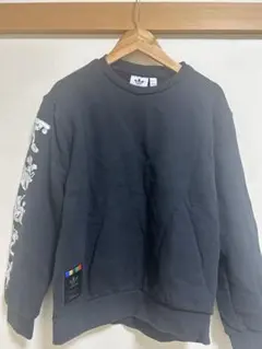 adidas Disney ブラック スエット