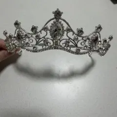 ティアラ 結婚式