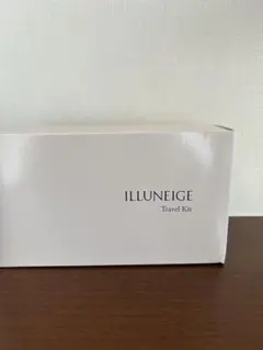 メナードイルネージュ　トラベルキット