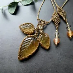 イエローフローライトのマクラメネックレス