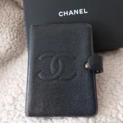 シャネル　手帳カバー　キャビアスキン　黒　箱、リボン、紙袋付き　6穴式