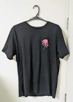 Nature Blossom バラデザイン Tシャツ 黒