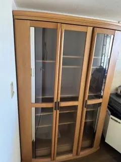 【美品】イタリア製 アンティーク コーナーキャビネット ガラス収納棚 鍵付 美品】イタリア製 アンティーク コーナーキャビネット ガラス