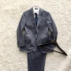美品】LARDINI スーツ ネイビー 44 ブートニエールSPECIAL L - メルカリ