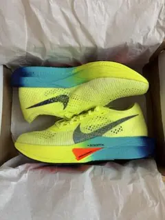 新品未使用　ナイキ　ヴェイパーフライ　ネクスト%３　27.0cm