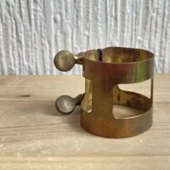 セルマー アルトサックス ヴィンテージ リガチャー スモールIN - メルカリ