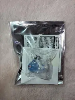 匿名配送　ちいかわパーク ハチワレ 入場者特典 めじるしチャーム