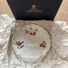 未使用！　ロイヤル・ウースター　ROYAL WORCESTER　皿のサムネイル
