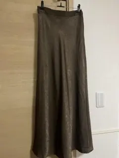 ローリーズファーム ブラウンジャガードサテンスカート