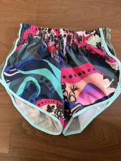 【新品】ナイキ　ショートパンツ　Ｓサイズのサムネイル