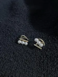 イヤーカフ　ゴールド　パール