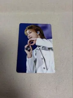 Item thumbnail for item b2033c01-8c1a-4427-80c3-d161018035bf