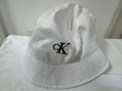 Calvin Klein バケットハット 白