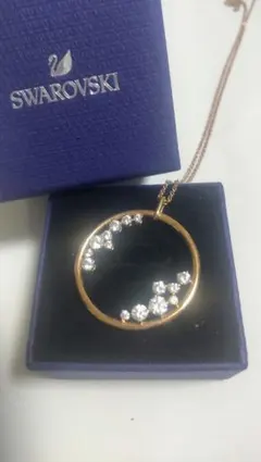 Swarovski 円形ペンダント ネックレス(箱なし)