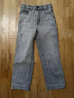 GU ハイライズストレートジーンズ Sサイズ