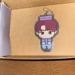YEONJUN アクリルキーホルダー