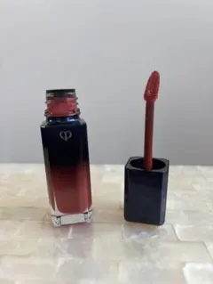 クレ・ド・ポー　ルージュリキッドルミヌブリアン3