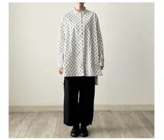 miiThaaii ミーターイー コットン アイラ シャツ リリーのサムネイル