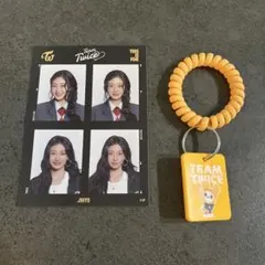 TWICE ジヒョ 証明写真 キーリング