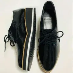 【美品】エナメルシューズ エナメル レースアップ
