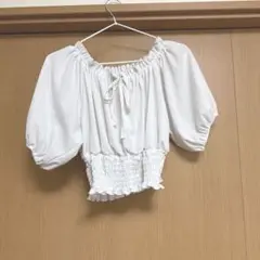 アベイルのブラウス