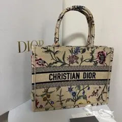 Dior ブックトート ミディアム 花柄 ベージュ