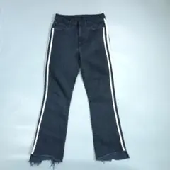 mother マザー INSIDER CROP STEP FRAY デニムのサムネイル