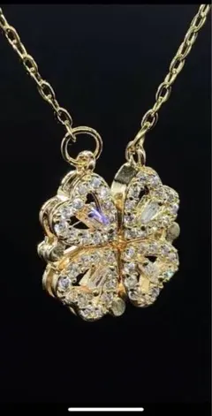 幸せの四葉のネックレス、2種類のデザインが選べる、￼シルバー４連ハートネックレス