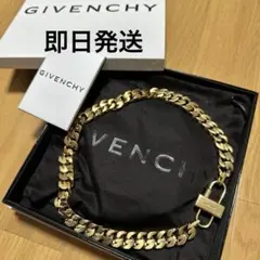 新品未使用GIVENCHY ジバンシーGチェーンパドロック ネックレス ゴールドのサムネイル