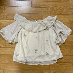 an another angelus かすみ草総刺繍ブラウス　半袖　ブラウスのサムネイル
