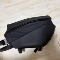 niid ボディバッグ