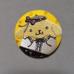 ポムポムプリン　刺繍缶バッジ　うるうるハート