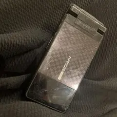 N905i 折りたたみ式 携帯電話 本体 ブラック　ジャンク品