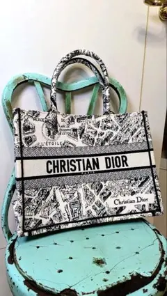 DIOR ディオールバッグ ミディアムサイズのサムネイル