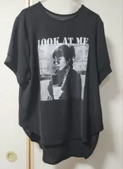 ブラック Tシャツ