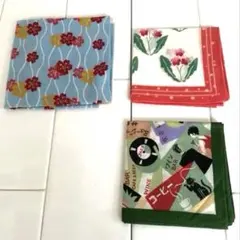 3枚セット) (未使用)花柄ハンカチ　絵柄ハンカチ　まとめ売りハンカチ