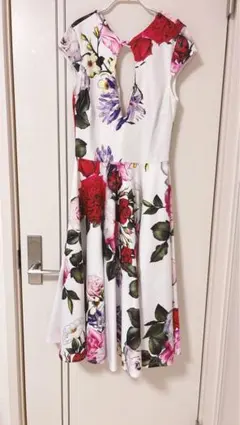 フラワープリント Aラインドレス