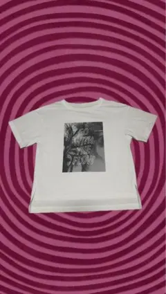ロゴTシャツ　白