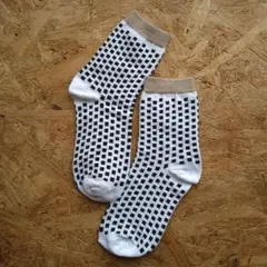 靴下 四角 ドット 白 黒 ベージュ レディース ソックス