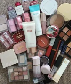 コスメまとめ売り　４０点
