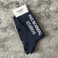 ★M 新品★Pas Normal Studios ロゴ オーバーソックス 紺のサムネイル