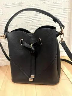 【2WAY】ハートカットバッグ　ブラック