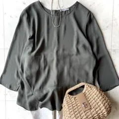 美品 セオリーリュクス SOREN とろみ系 ブラウス フレンチスリーブ 38 美品 セオリーリュクス SOREN とろみ系 ブラウス フレンチスリーブ 38