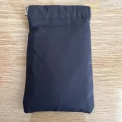 3COINS 携帯用ダストポーチ　チャコールグレー