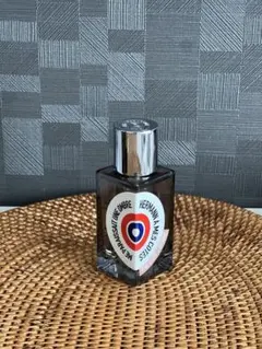 【残量ほぼ満量】エタ リーブル ド オランジェ HERMANN EDP 50mlのサムネイル