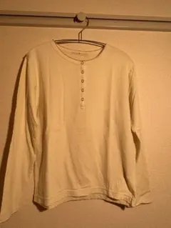 CHILD&WOMAN クリーム色 長袖Tシャツ