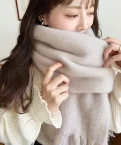 moment+ ボリュームフリンジマフラー