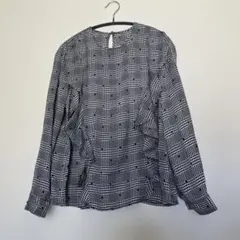 ロペピクニック フリル付き長袖ブラウス